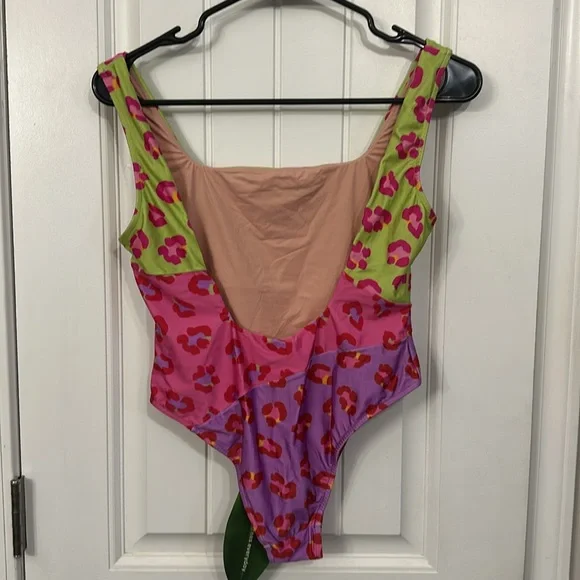 Farm Rio Maxi Leopard Patch One Piece Swimsuit Large - Picture 7 of 12